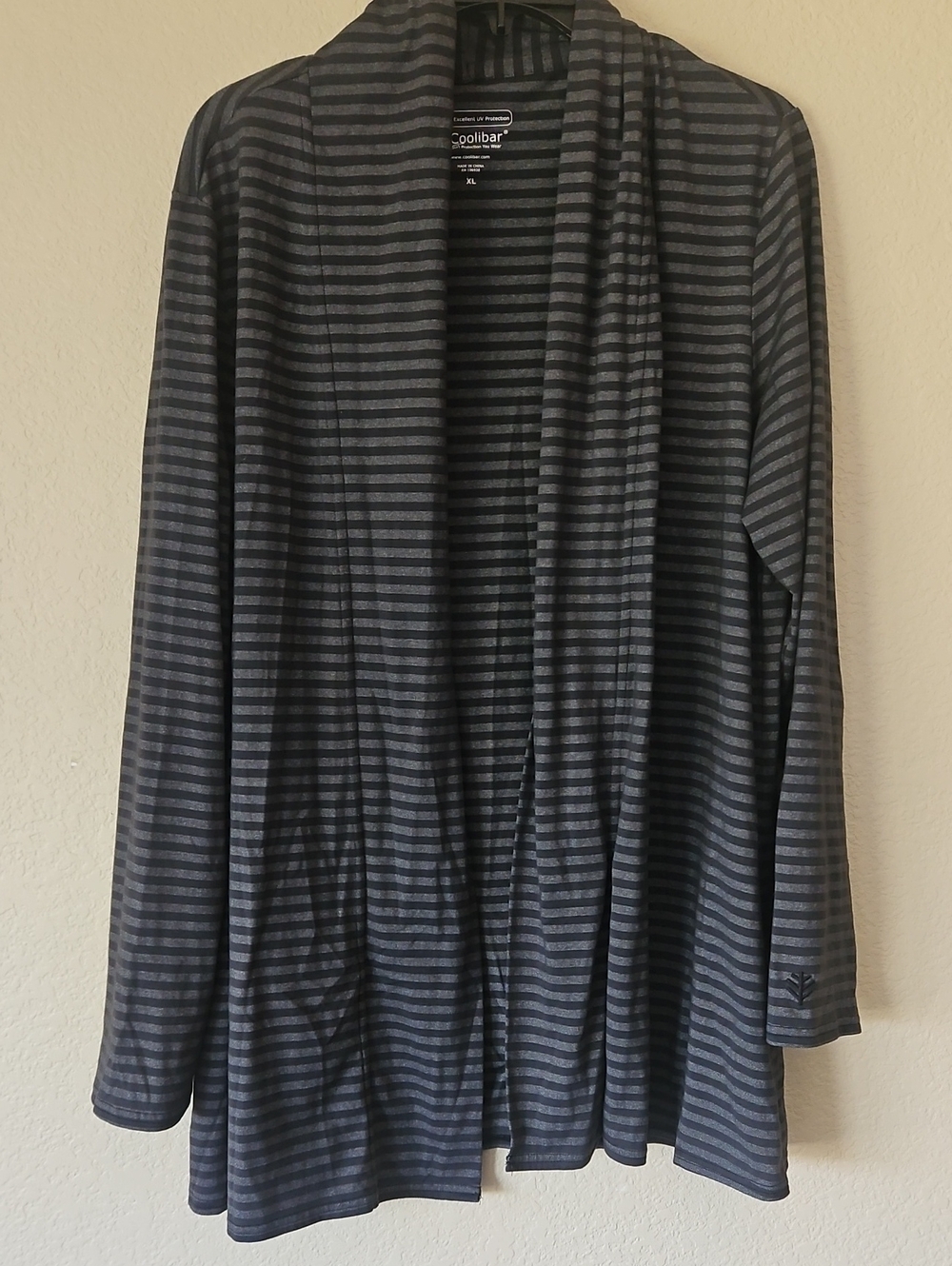 Coolibar Black and Gray Striped Lightweight Cardigan XL SPF 50